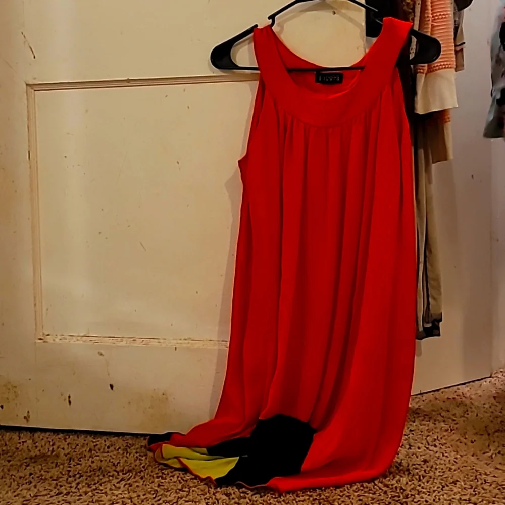 Dress - Picture 1 of 1